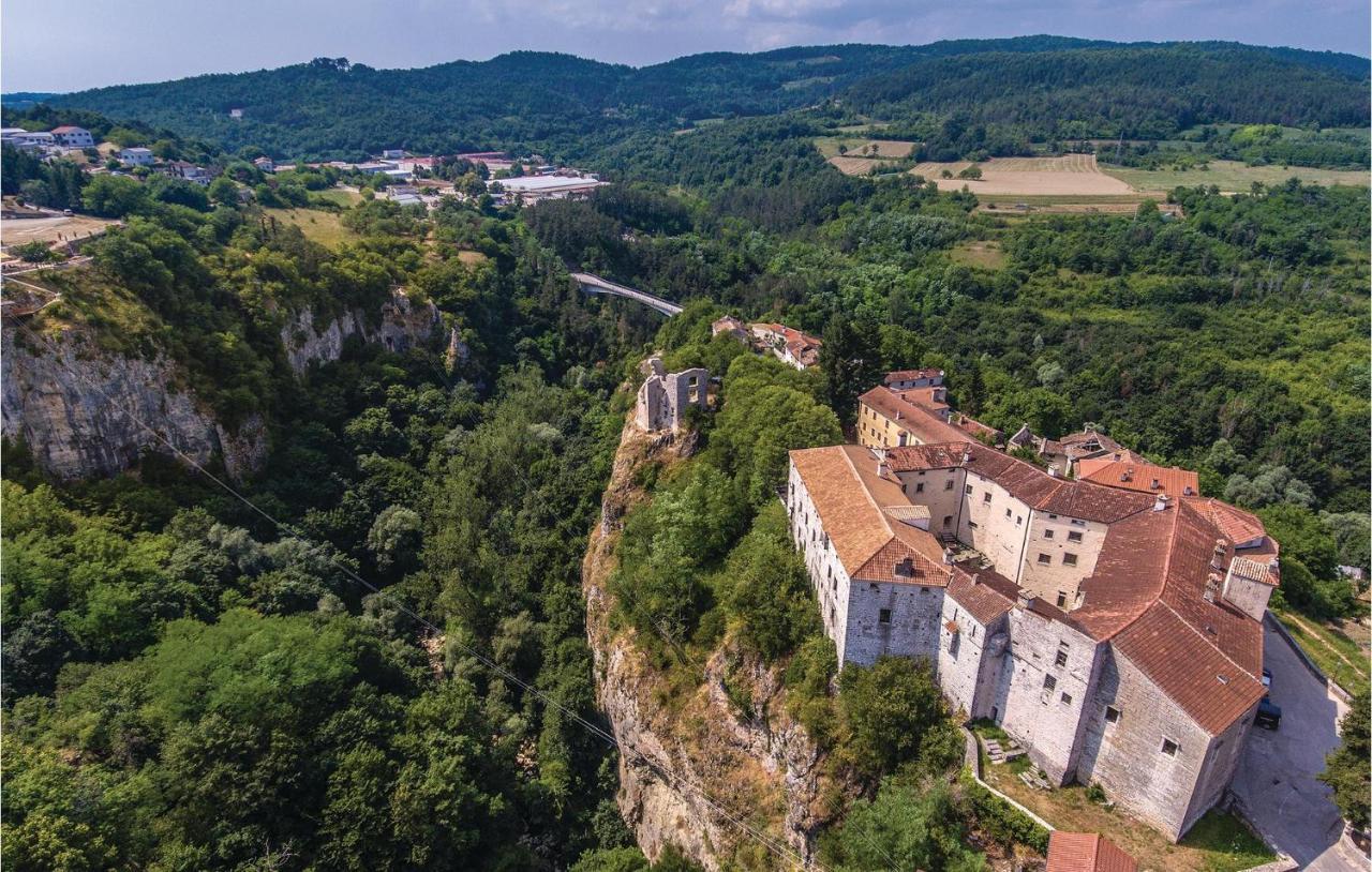 Amazing Apartment In Pazin With Wifi Katun Lindarski Luaran gambar