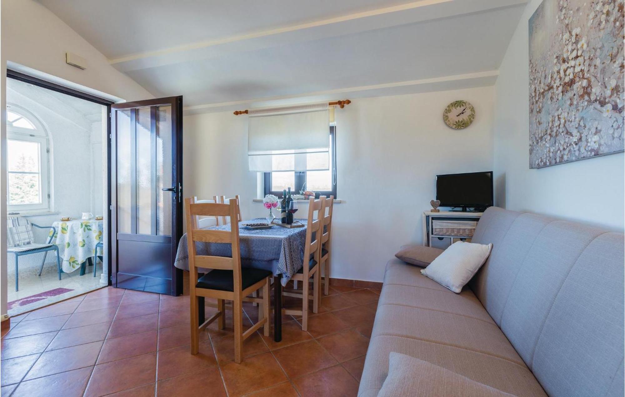 Amazing Apartment In Pazin With Wifi Katun Lindarski Luaran gambar