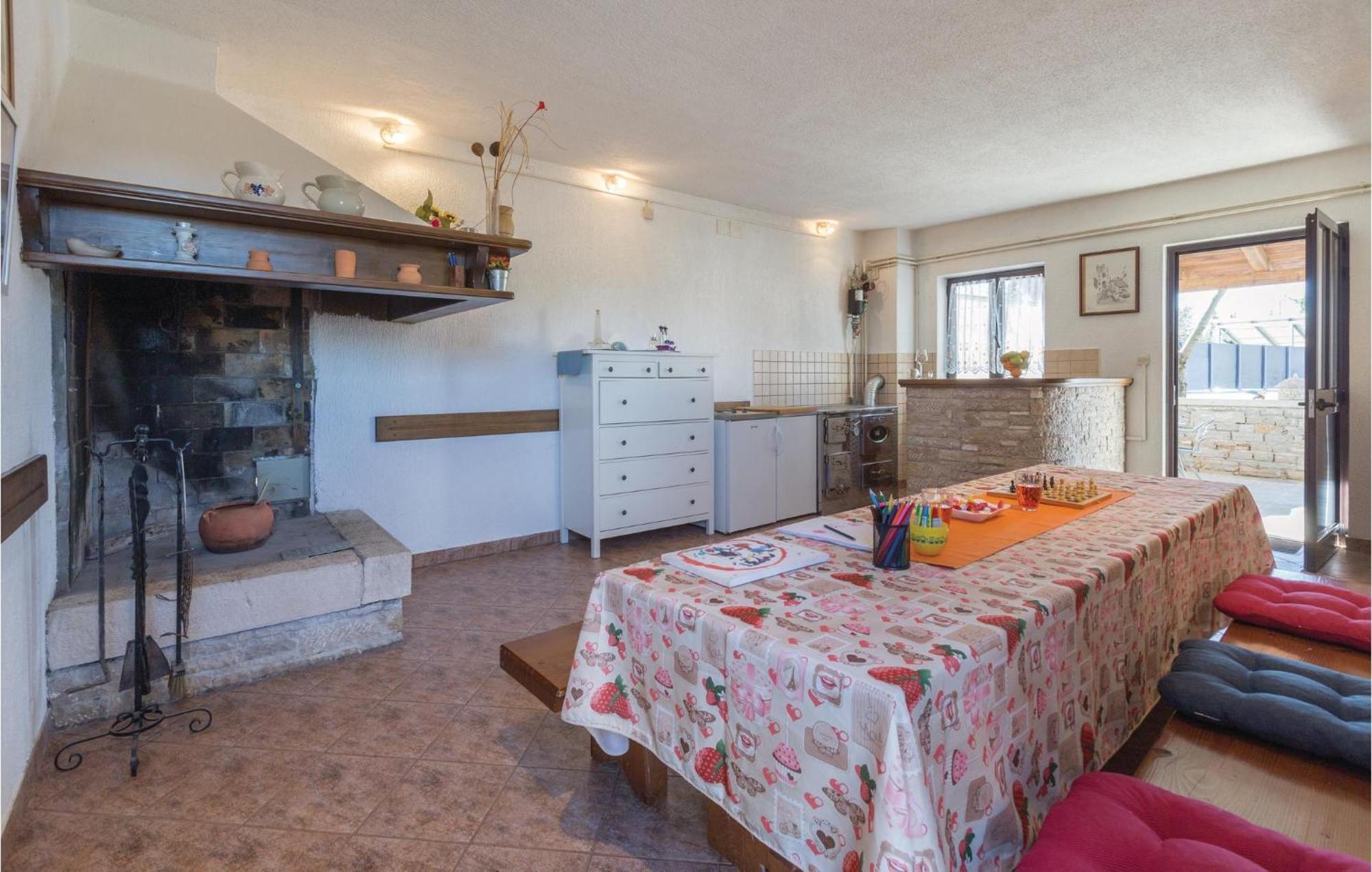 Amazing Apartment In Pazin With Wifi Katun Lindarski Luaran gambar